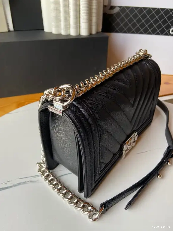 First Bag Ru 20CM BAG BOY 25CM CHANEL 0525
